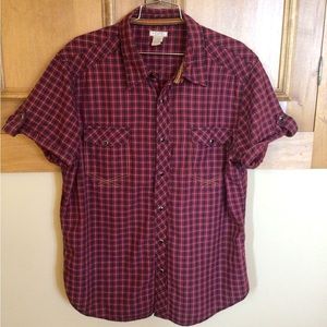 Men’s western short sleeve pearl snap plaid.